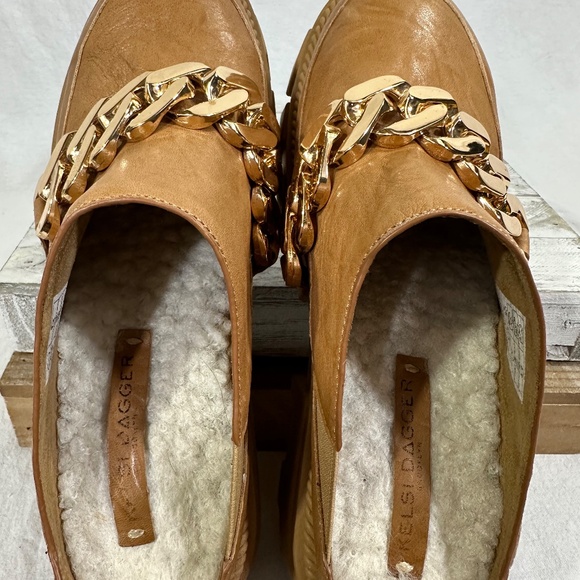 Kelsie Dagger Funky Leather Platform Slide Loafer - Picture 5 of 6